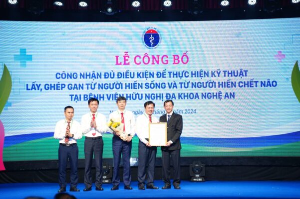 Hội nghị Sở Y tế Nghệ An - ảnh 1