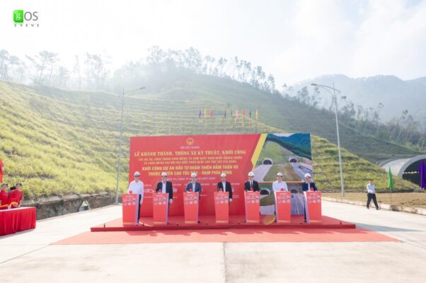 Hầm Thần Vũ - ảnh 1