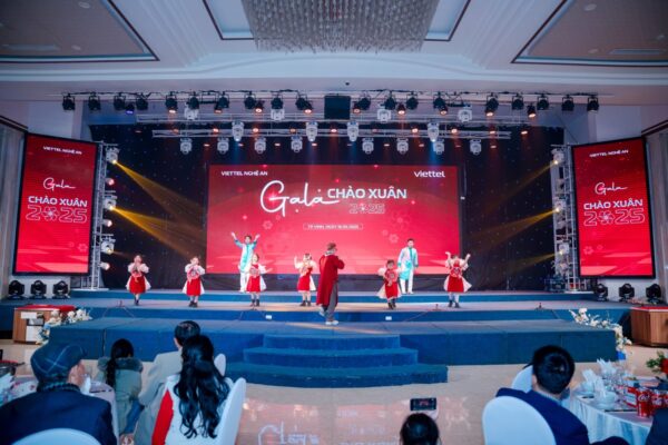 tổ chức gala dinner